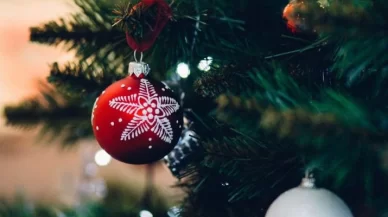 Bankruptcy Lawyer Advice: 5 Tips to Manage Holiday Spending